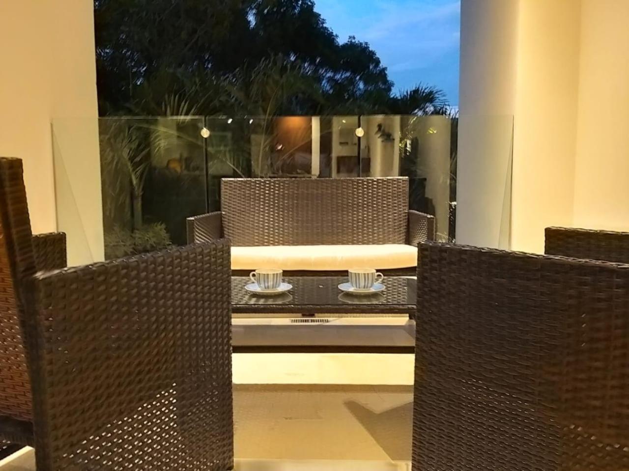 Precious 1 Bedroom In Brand New Miranda Building By Happy Address Apartamento Playa del Carmen
